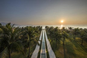 Khách sạn Fusion Resort Cam Ranh