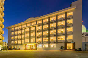 Khách sạn Palm Beach 2 Nha Trang